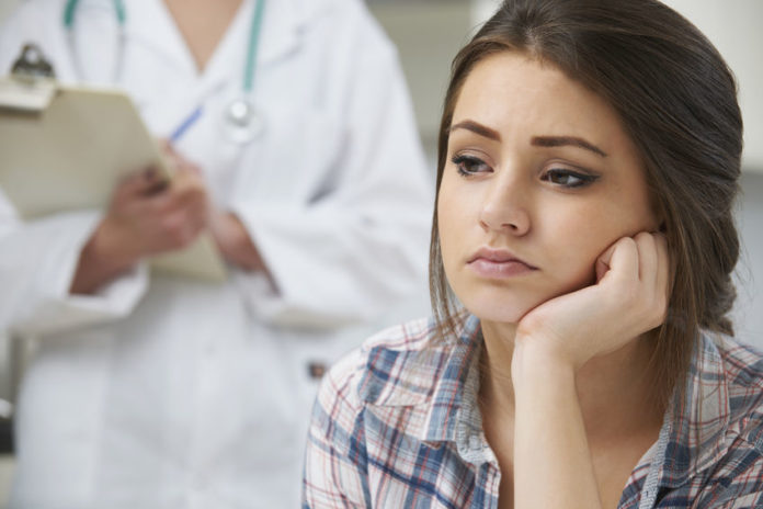 Bitterer Geschmack im Mund: Ursachen, Symptome und Behandlung
