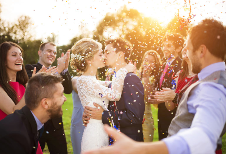 Traumhochzeit planen: 7 Tipps für das angehende Brautpaar