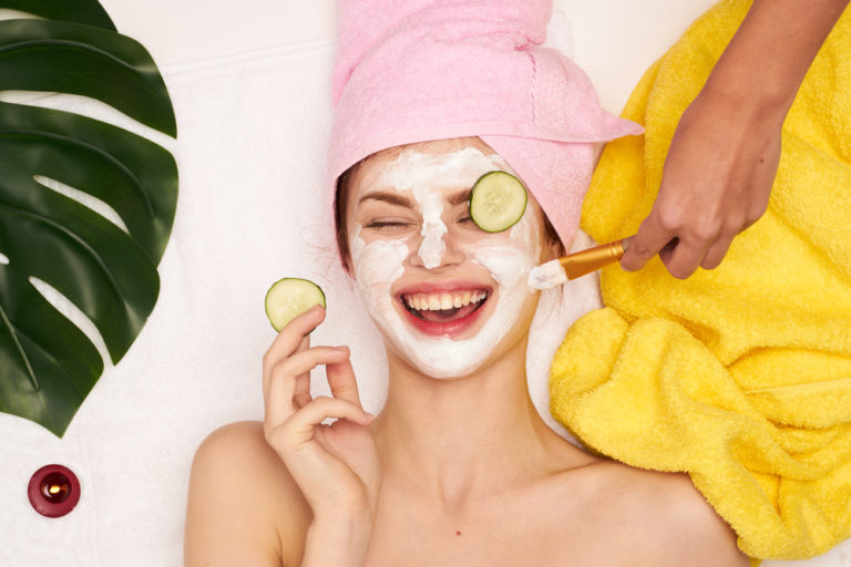 Wellness Zuhause: Mit diesen 8 Dingen holst du dir ein Wellness Programm in deinen Alltag