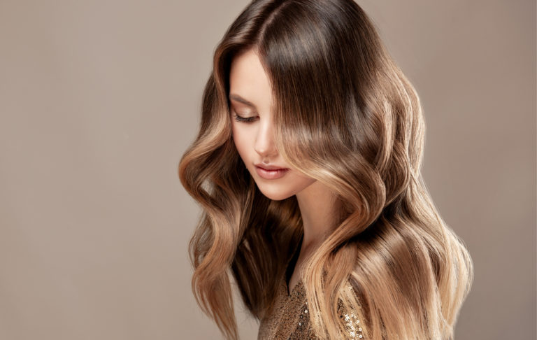Pflege und Styling: Tipps für gesundes und schönes Haar