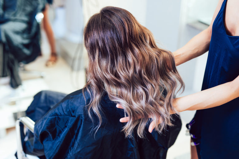 Im Trend: Natürlicher Look mit Balayage