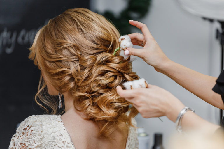 Haarpracht zur Hochzeit: Mit Extensions ist jede Brautfrisur möglich