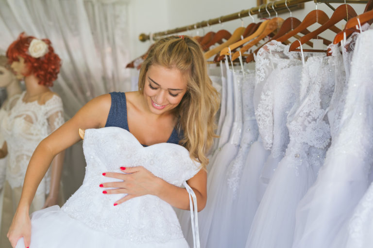 Brautkleider in Köln: Hochzeitmode für einen unvergesslichen Tag