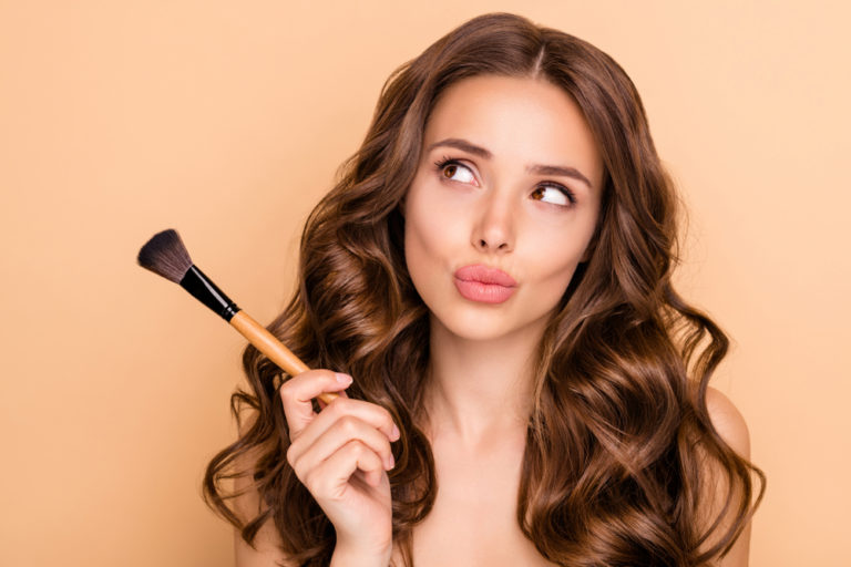 Das perfekte Tages-Make-up: Natürliche Nuancen für die Lippen