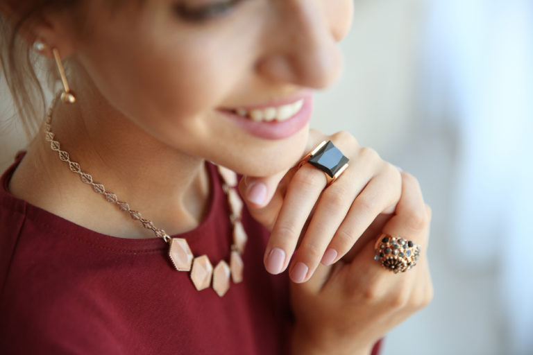 Die besten Trends in Mode und Schmuck für 2023