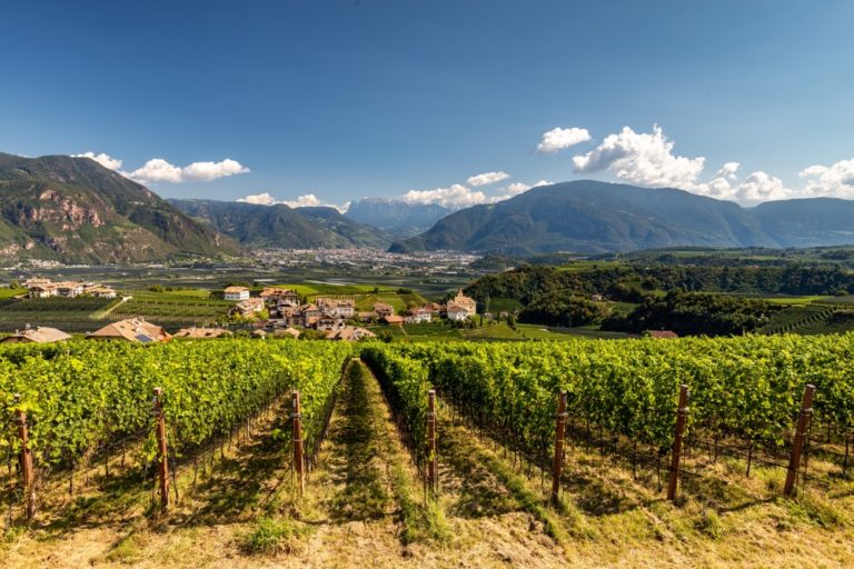 Eppan an der Weinstraße: Faszinierende Urlaubsregion inmitten einer Traumkulisse