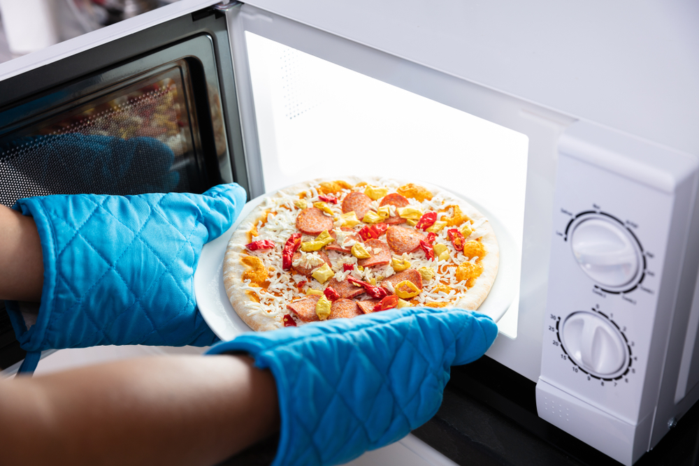 pizza in der mikrowelle